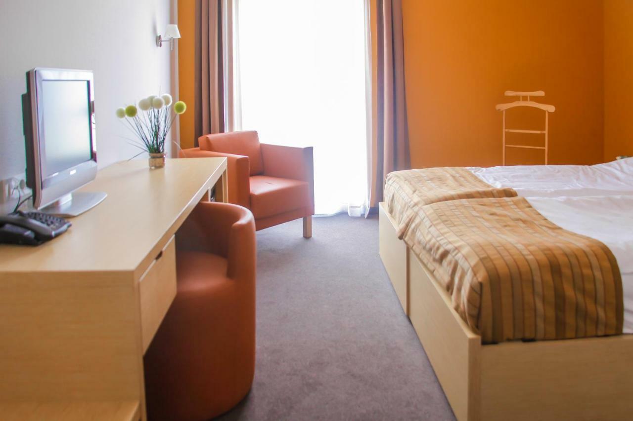 Hotel Veter Ruse Esterno foto